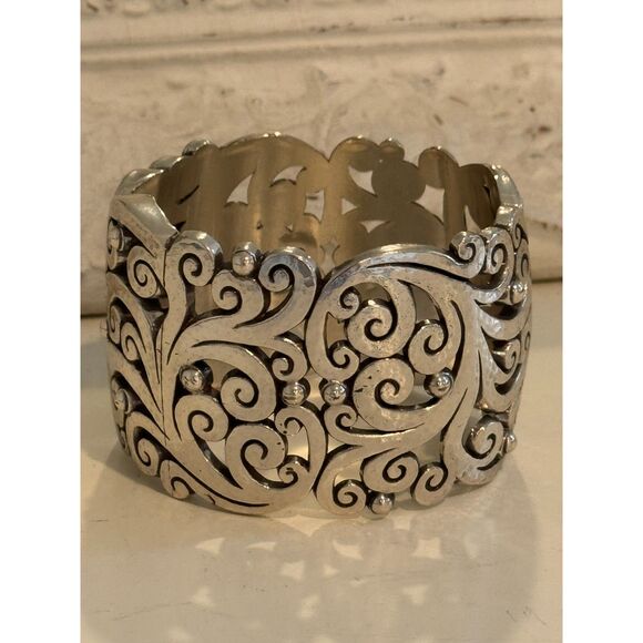 Brighton Madrid Lace Silver Hammered Hinged Bangle Bracelet - Picture 1 of 4